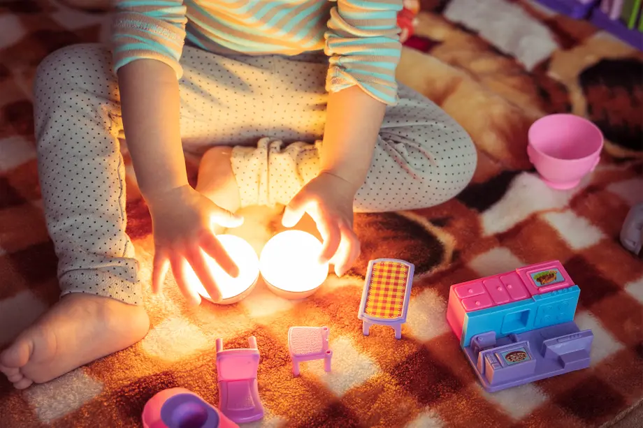 Get Your Own Obulb  55 Lumens Magnetic Lantern