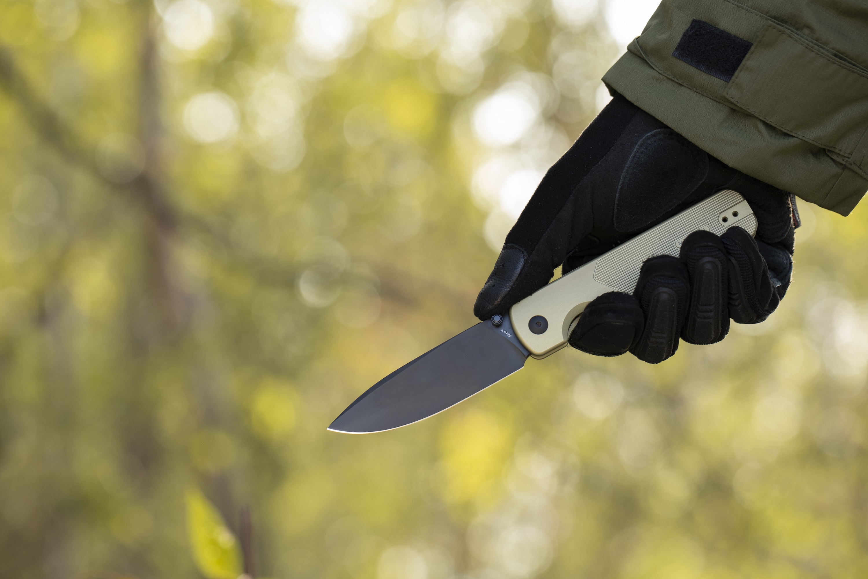 Olight Duron - Compact Folding Knife - Olight Australia