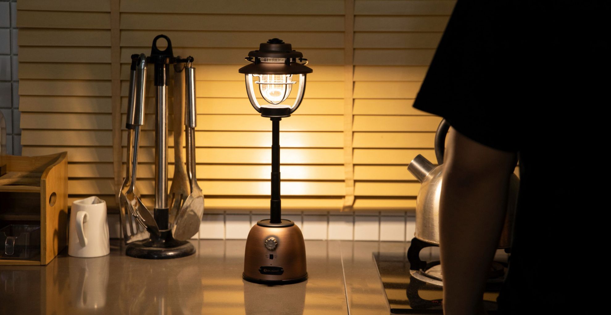 new-product-olantern-stretch-versatile-lighting-for-every-occasion