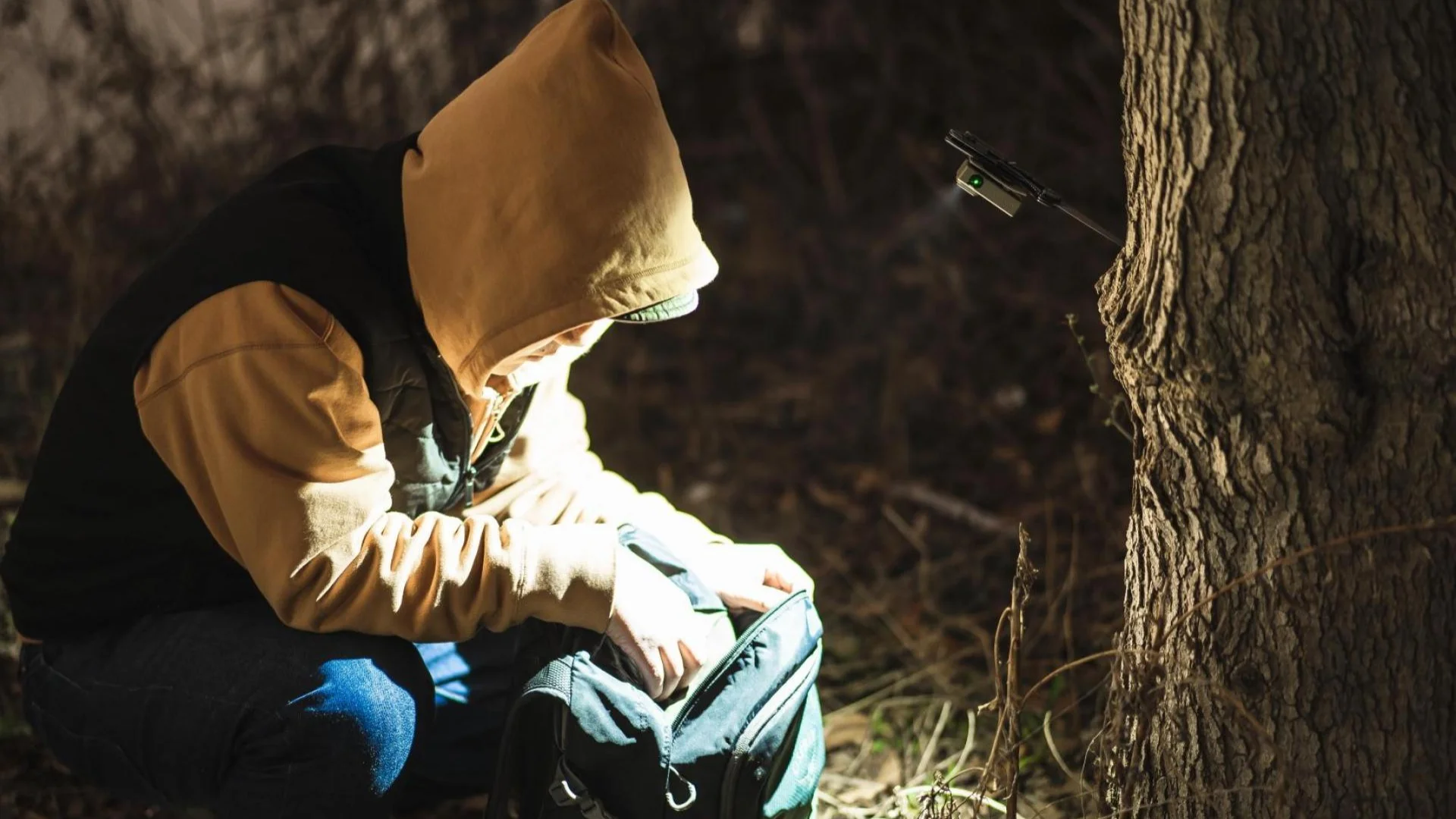 The Invisible Hold: How Magnetic Lights Are Redefining Flexibility